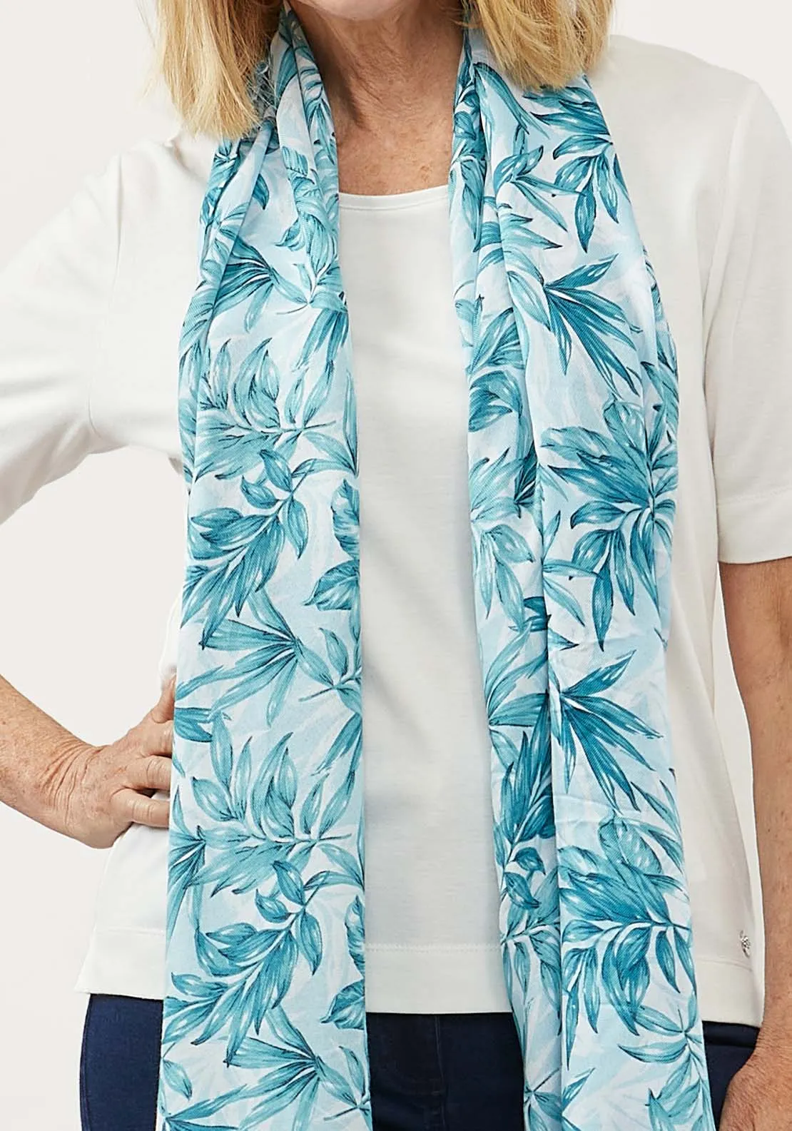 Tide Leaf Print Scarf